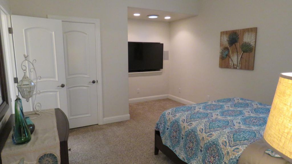 Image 30 of property listing at 15641 Oak Drive, Kerman, CA 93630