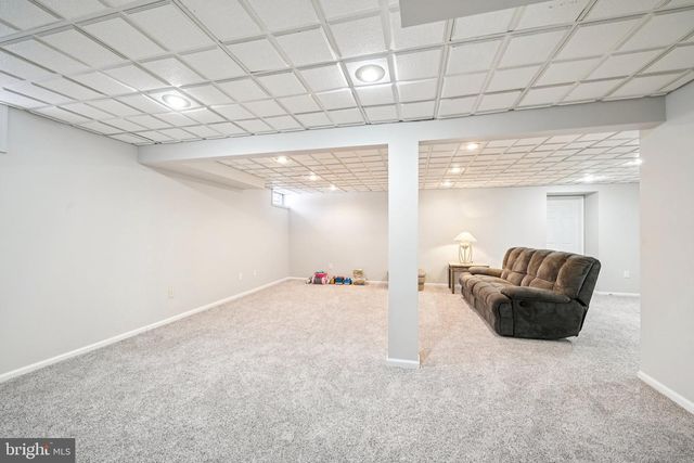 14 DAYLILY DR, Mount Laurel, NJ 08054