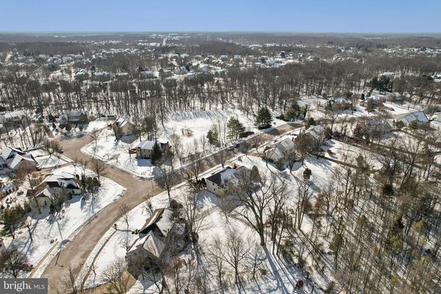 14 DAYLILY DR, Mount Laurel, NJ 08054