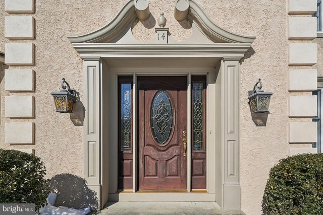 14 DAYLILY DR, Mount Laurel, NJ 08054