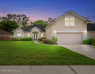 4219 WOODLEY CREEK Road, Jacksonville, FL 32218