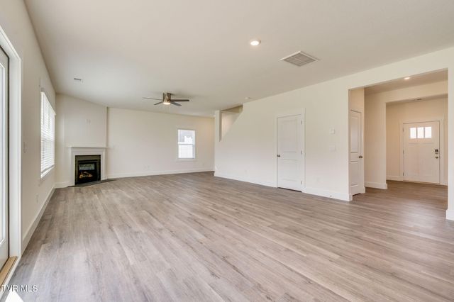 332 Cookie Loop, Johnson City, TN 37615