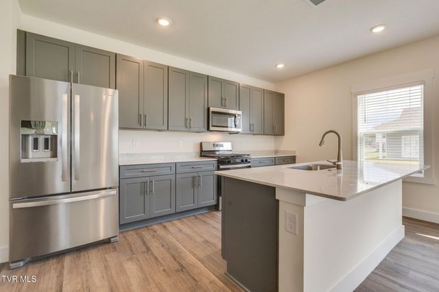 332 Cookie Loop, Johnson City, TN 37615