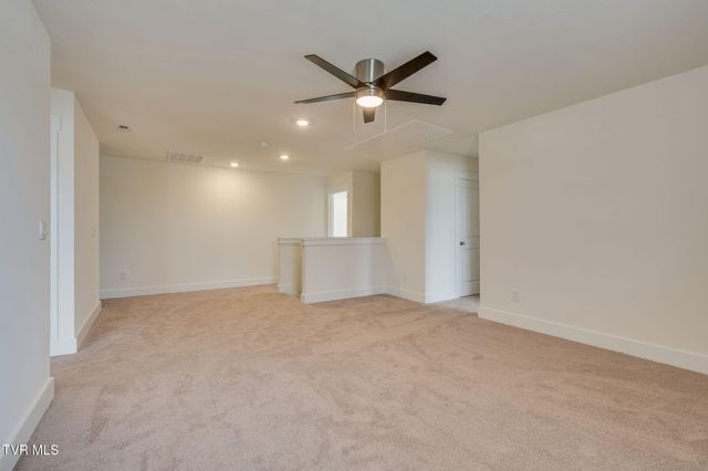 332 Cookie Loop, Johnson City, TN 37615