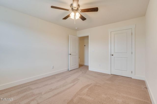 332 Cookie Loop, Johnson City, TN 37615