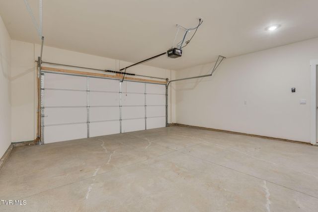 332 Cookie Loop, Johnson City, TN 37615