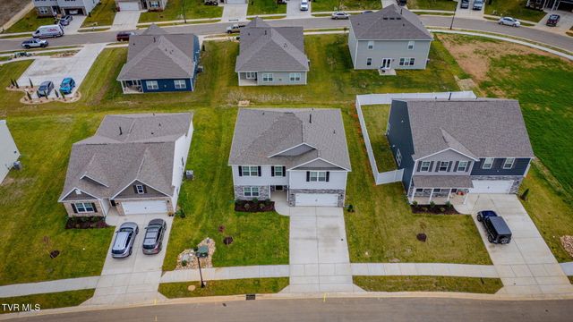 332 Cookie Loop, Johnson City, TN 37615