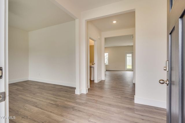 332 Cookie Loop, Johnson City, TN 37615