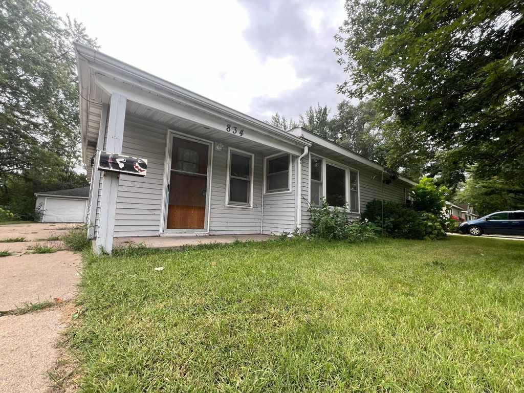 834 Brisbin Street, Anoka, MN 55303
