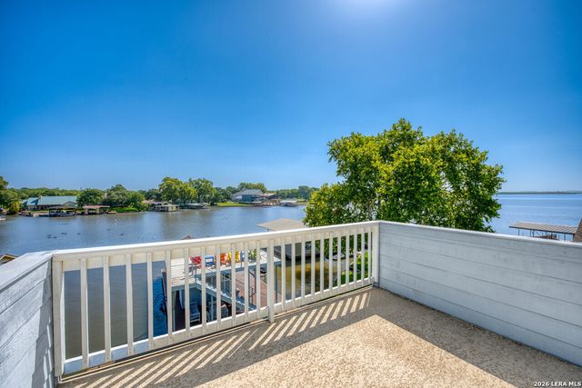 519 CEDARHILL DR, Granite Shoals, TX 78654