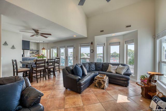 519 CEDARHILL DR, Granite Shoals, TX 78654