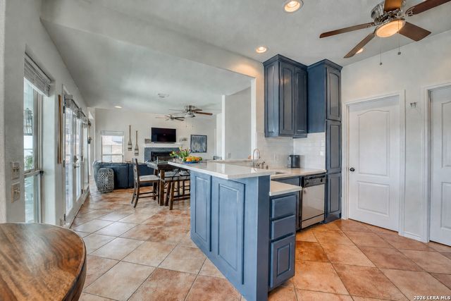 519 CEDARHILL DR, Granite Shoals, TX 78654