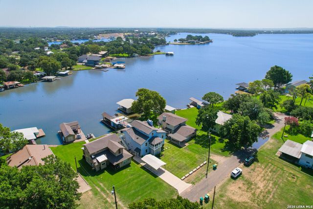 519 CEDARHILL DR, Granite Shoals, TX 78654
