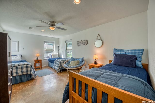 519 CEDARHILL DR, Granite Shoals, TX 78654