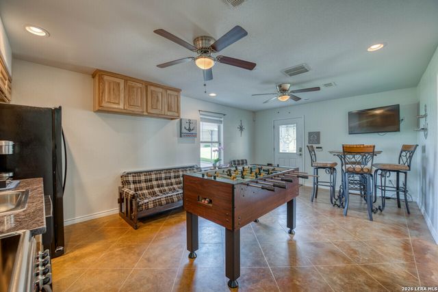 519 CEDARHILL DR, Granite Shoals, TX 78654