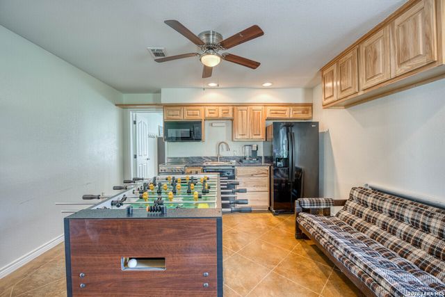 519 CEDARHILL DR, Granite Shoals, TX 78654