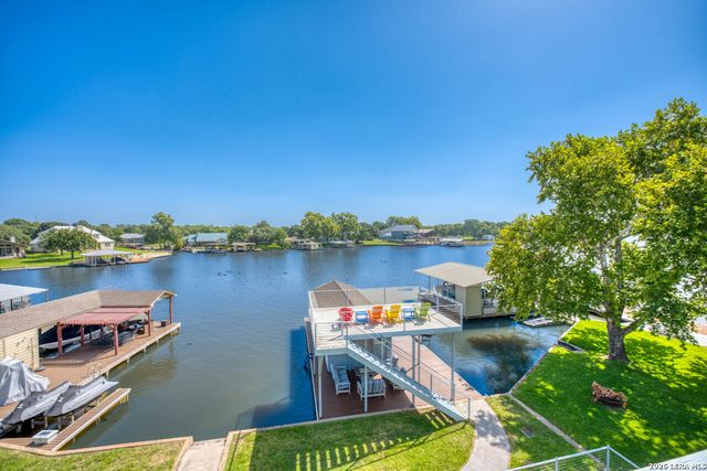 519 CEDARHILL DR, Granite Shoals, TX 78654