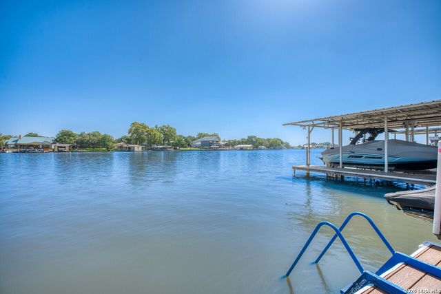 519 CEDARHILL DR, Granite Shoals, TX 78654