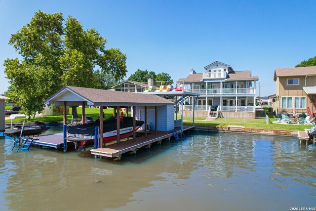 519 CEDARHILL DR, Granite Shoals, TX 78654