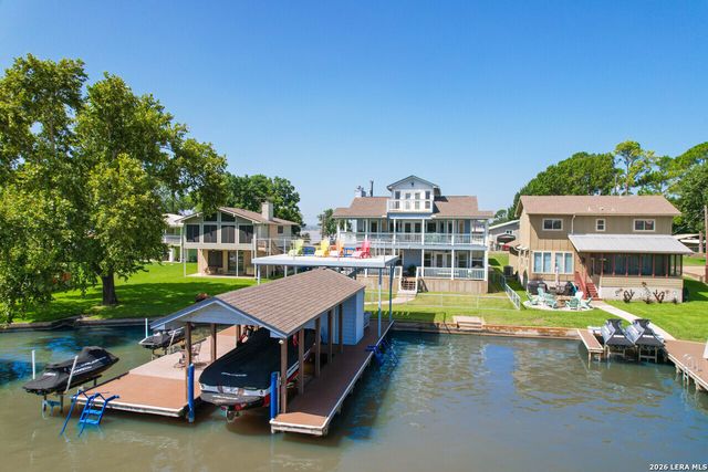 519 CEDARHILL DR, Granite Shoals, TX 78654