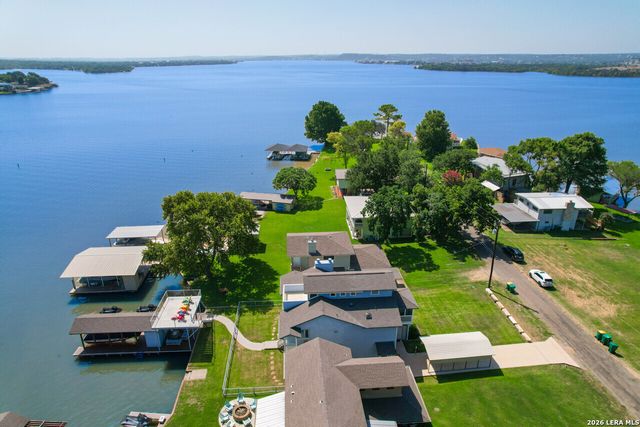 519 CEDARHILL DR, Granite Shoals, TX 78654
