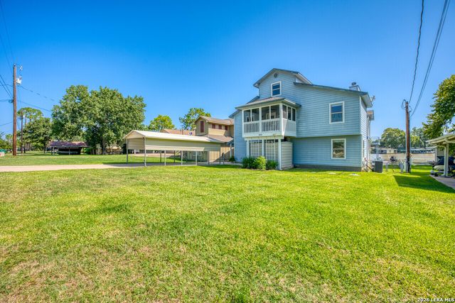 519 CEDARHILL DR, Granite Shoals, TX 78654
