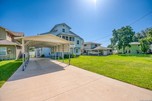 519 CEDARHILL DR, Granite Shoals, TX 78654