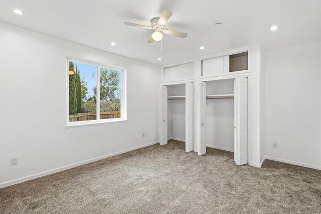 9100 Lakemont Dr, Elk Grove, CA 95624