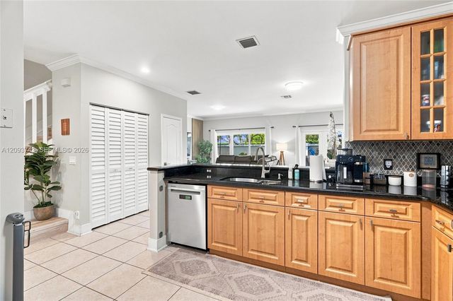 13225 NW 7th Drive, Plantation, FL 33325