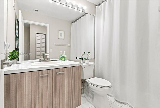 13225 NW 7th Drive, Plantation, FL 33325