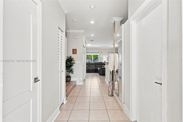 13225 NW 7th Drive, Plantation, FL 33325