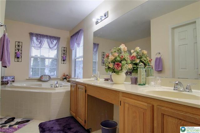 2901 Hodle Avenue, Bethlehem Twp, PA 18045