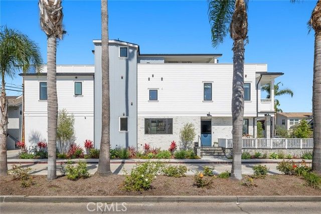 201 Opal Avenue, Newport Beach, CA 92662