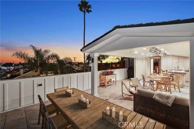 201 Opal Avenue, Newport Beach, CA 92662