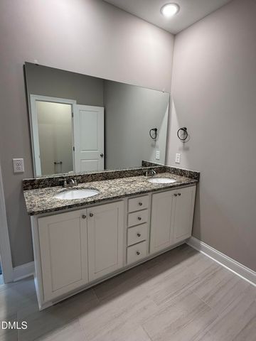 70 Hot Springs Way, Benson, NC 27504