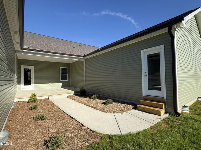 70 Hot Springs Way, Benson, NC 27504