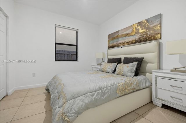 11725 SW 240th Ter, Homestead, FL 33032