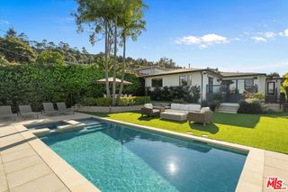 3840 Carmona Avenue, Los Angeles, CA 90008