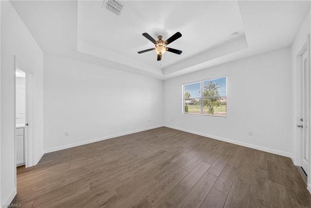 1388 Birdie DR, Naples, FL 34120