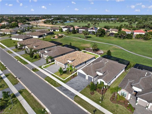 1388 Birdie DR, Naples, FL 34120