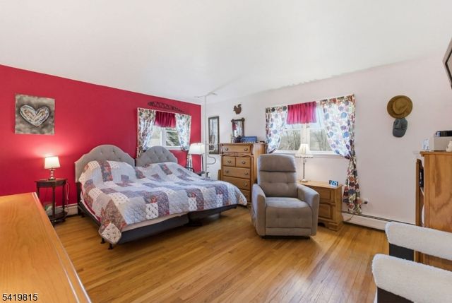 36 Esther Dr, Vernon Twp., NJ 07422