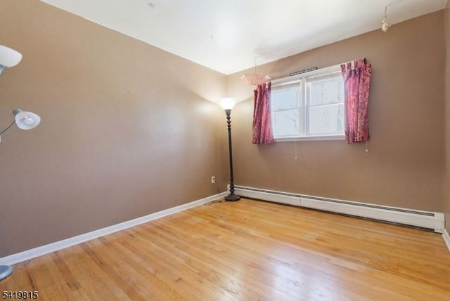 36 Esther Dr, Vernon Twp., NJ 07422