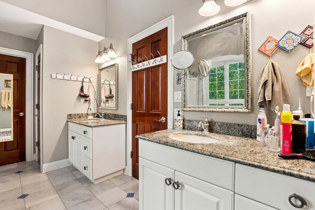 10981 Pioneer Trail, Frankfort, IL 60423