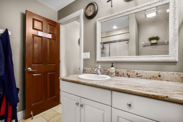 10981 Pioneer Trail, Frankfort, IL 60423