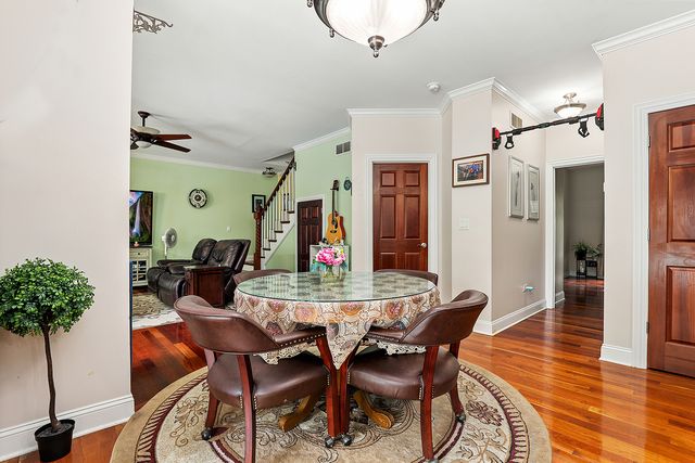 10981 Pioneer Trail, Frankfort, IL 60423