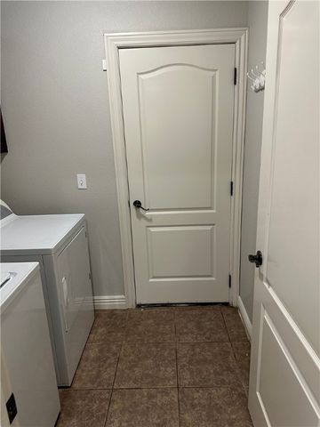 3727 Brightwater Place, Fayetteville, AR 72704