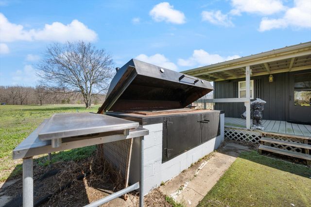 501 Chapmansboro Rd, Ashland City, TN 37015