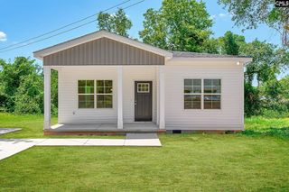 2807 Milne Avenue, Newberry, SC 29108