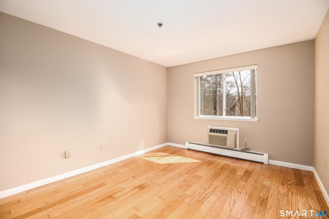 28 Rollingwood Drive 28, Brookfield, CT 06804