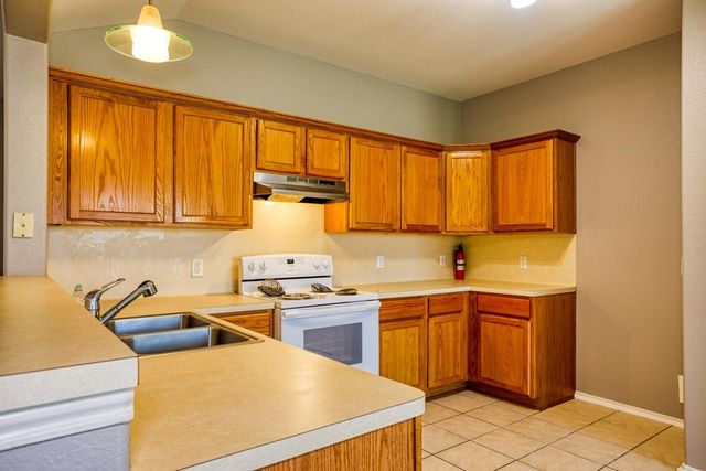 1113 La Mirada, Portland, TX 78374